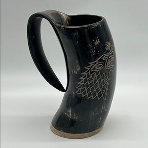 2373- Black Viking Drinking Horn Mug NWT